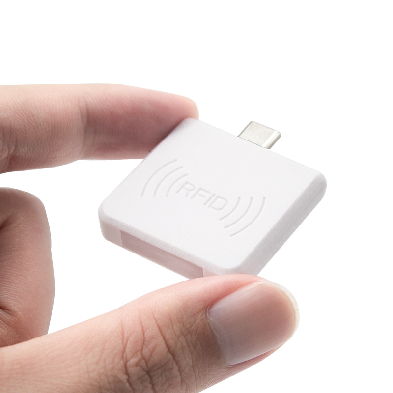 Proximitatea RFID Furnizor de cititoare pentru 125KHz ID Accesul este afișat cu o carcasă impermeabilă pentru cumpărători care compară 125KHz LF RFID Soluții pentru cititori.