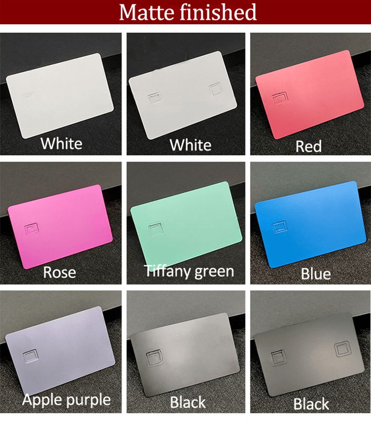 Carduri smart metalice personalizate pentru acces securizat, prezentate cu margine polisată pentru cumpărători care compară soluții de Carduri IC cu contact.