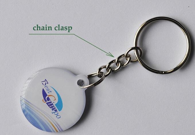 Brelocuri RFID epoxidice personalizate pentru membri și acces, prezentate într-o scenă de aplicație pentru cumpărători care compară soluții Epoxy RFID Key Fobs.