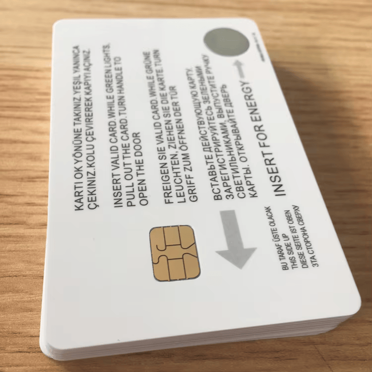 ISO 7816 Contactați cardurile IC pentru o fotografie a produsului Secure Issuance care arată aspectul antenei în categoria Contact Chip Cards.