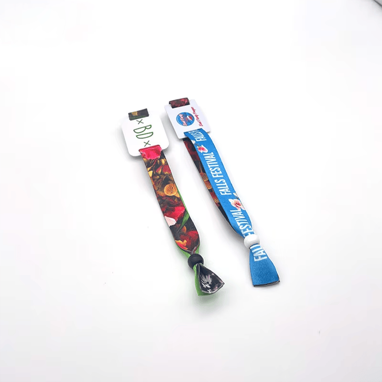 Brățări RFID textile pentru acces la turnee