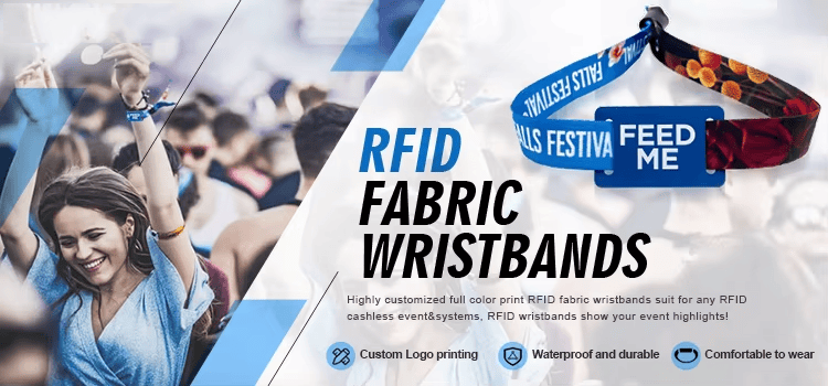 Imaginea evidențiază brățările RFID din material pentru identificarea vizitatorilor la expoziții și controlul accesului la evenimente.