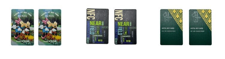 Carduri RFID personalizate din nuc negru, prezentate dintr-o perspectivă clară asupra detaliului cipului pentru aplicații de Carduri din lemn.