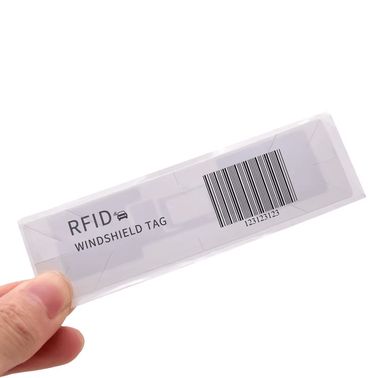 Această imagine evidențiază etichetele inviolabile UHF RFID pentru urmărirea securizată a activelor pentru imprimarea codurilor de bare pentru aplicațiile de etichete UHF RFID.