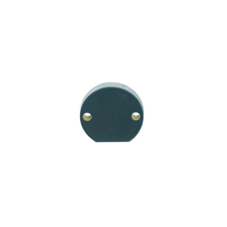 Etichetă compactă PCB On-Metal RFID pentru active industriale afișată cu accent pe marginea lustruită pentru proiectele PCB On-Metal RFID.
