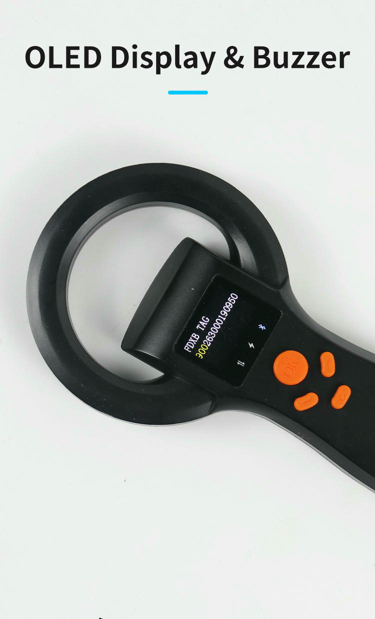 Detaliu al ecranului OLED și al zonei buzzerului pentru cititorul RFID animal TS-L401.