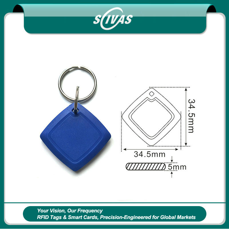 Prezentare de aplicare a brelocurilor RFID din ABS ZT-SJZ-13, utilizate pentru identificare stabilă în sisteme de lift și pontaj.