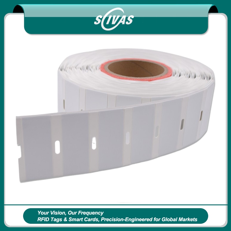 Etichetă RFID UHF flexibilă pentru metal cu rază de citire de 12,5 m