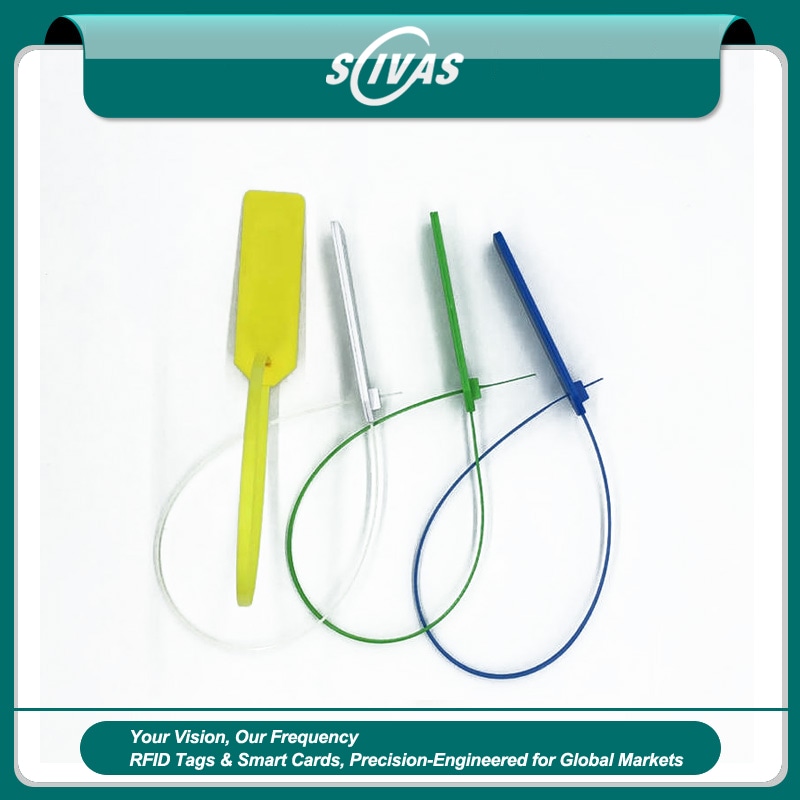 Etichete RFID tip colier pentru active industriale