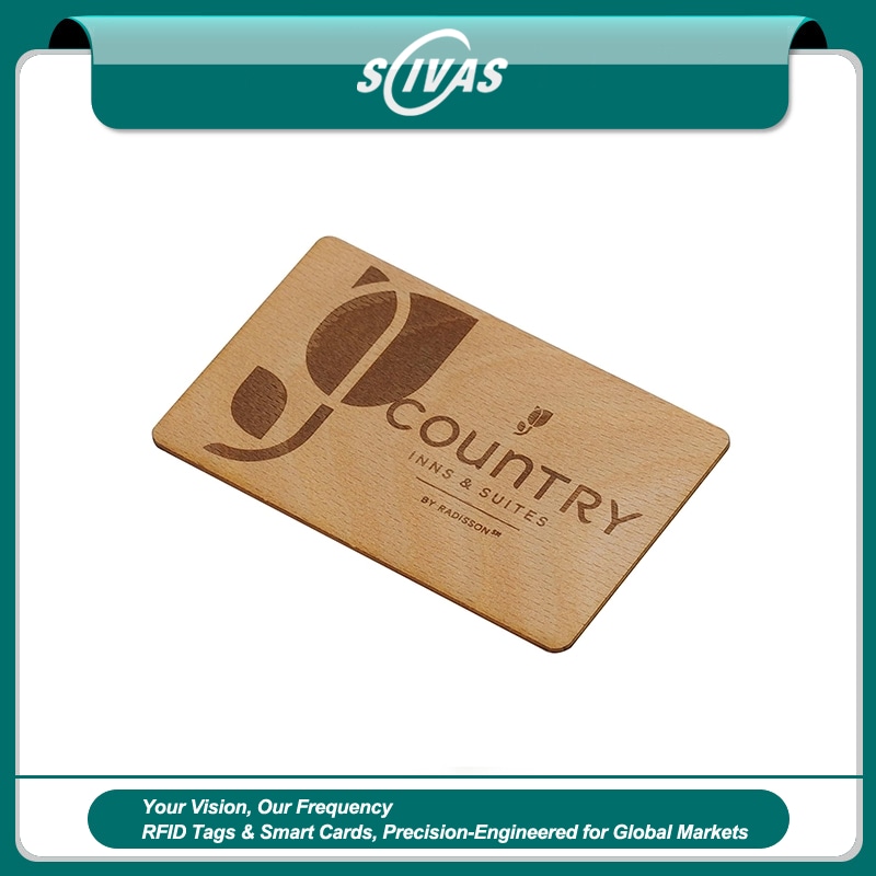 Carduri din lemn gravate pentru acces și branding