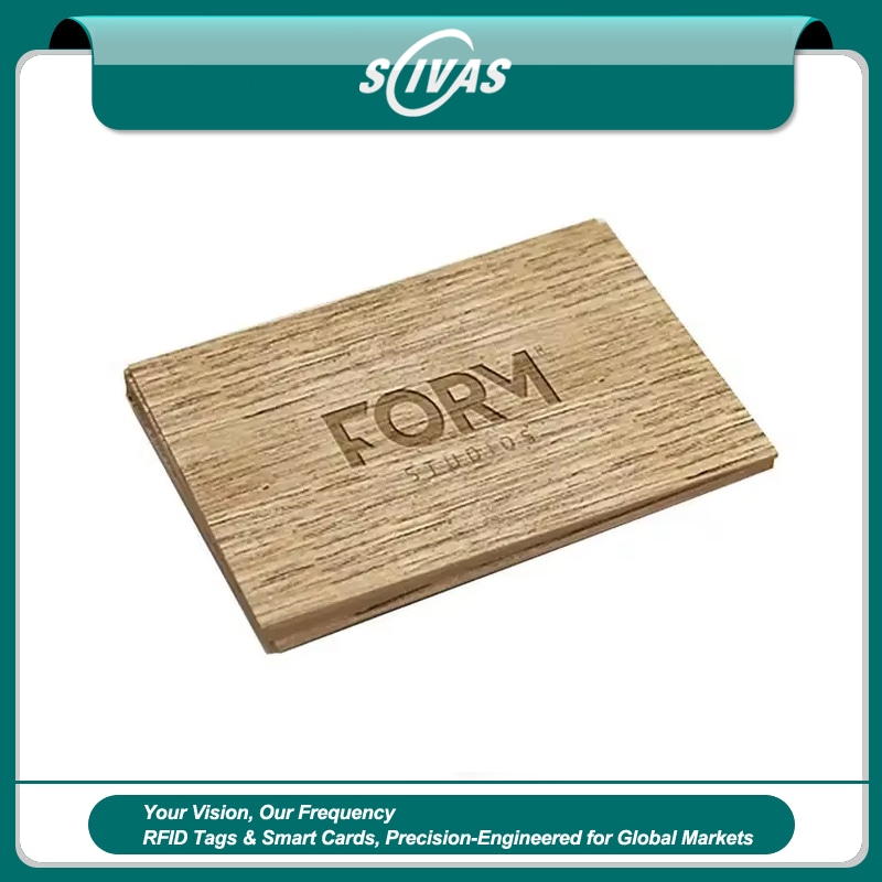 Carduri cadou RFID din arțar personalizate