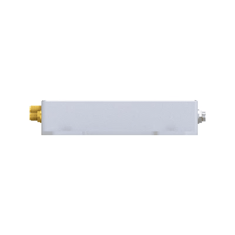 Această imagine arată profilul lateral subțire al cititorului fix CF800 UHF RFID; cu conectori RF la un capăt și un presetupă pe celălalt.