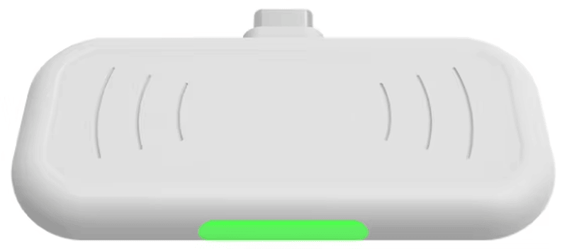 Cititorul compact UHF RFID H101 este prezentat cu o lumină verde în partea inferioară pentru a indica feedbackul unei citiri reușite a cardului.