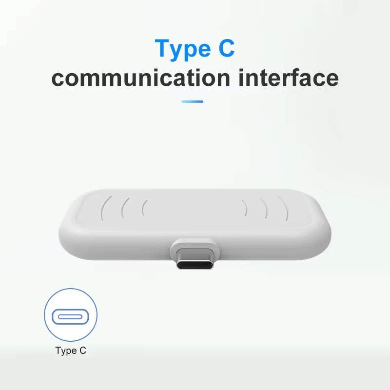 Cititorul H101 compact UHF RFID este afișat din partea portului cu un conector de tip C pentru a evidenția accesul la comunicații prin cablu.