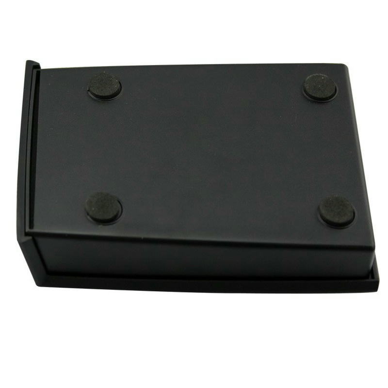 Imaginea evidențiază panoul frontal cu tastatură al cititorului de carduri MIFARE pentru sisteme HF și aplicații RFID HF 13.56MHz.
